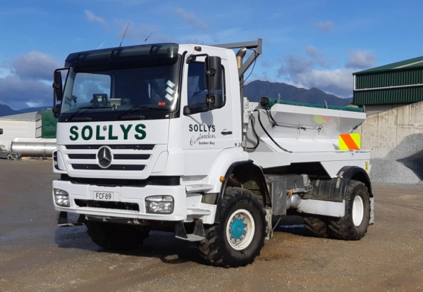 2009 Mercedes Benz Axor Spreader